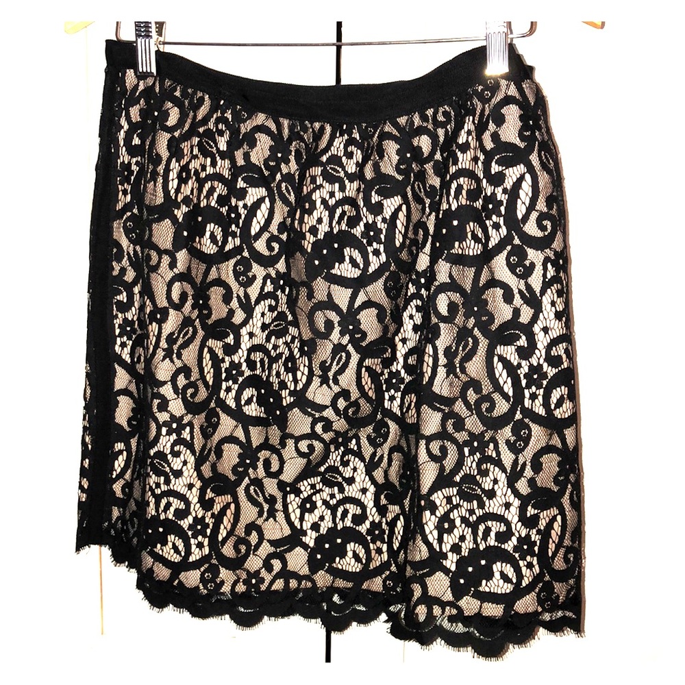 Lace Scalloped Skirt